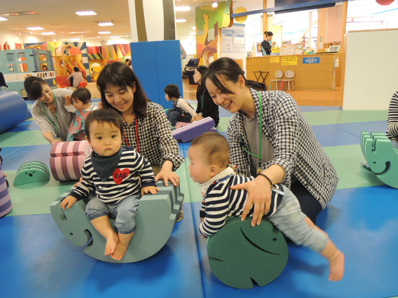 3月27日の赤ちゃんの日イベント「からだあそび」のご報告