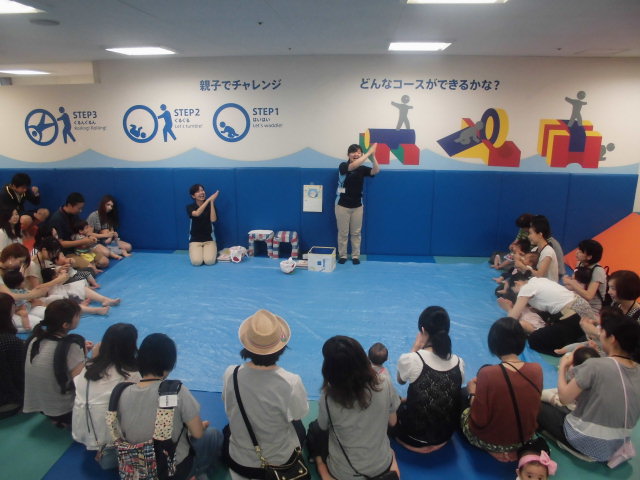 ベビーイベント「手型カレンダー」