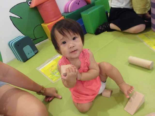 積み木であそんでみよう！
