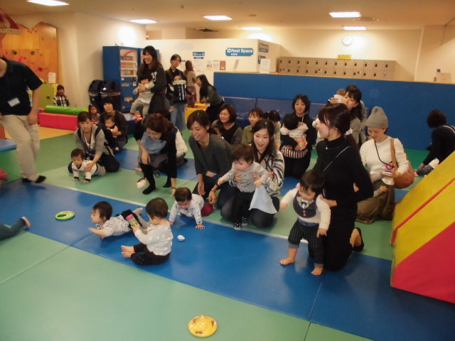 ベビーイベント「ハイハイレース」
