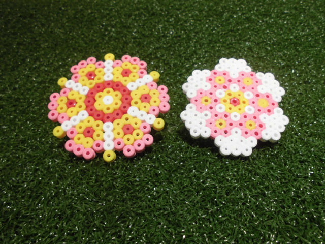 「ハマビーズを使ってお花とメッセージカードを作ろう！」