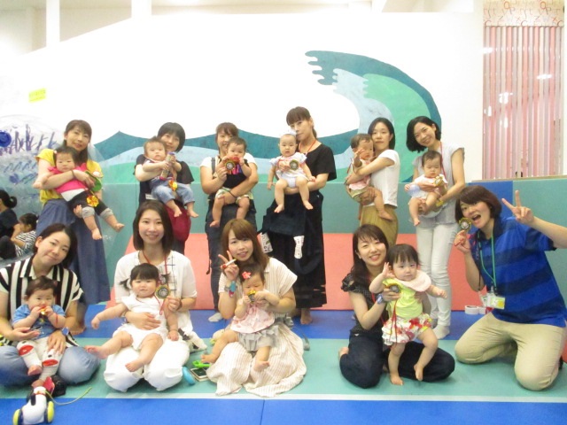 赤ちゃんの日♪ハイハイレース