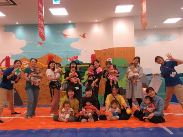 赤ちゃんイベント♪ハイハイレース