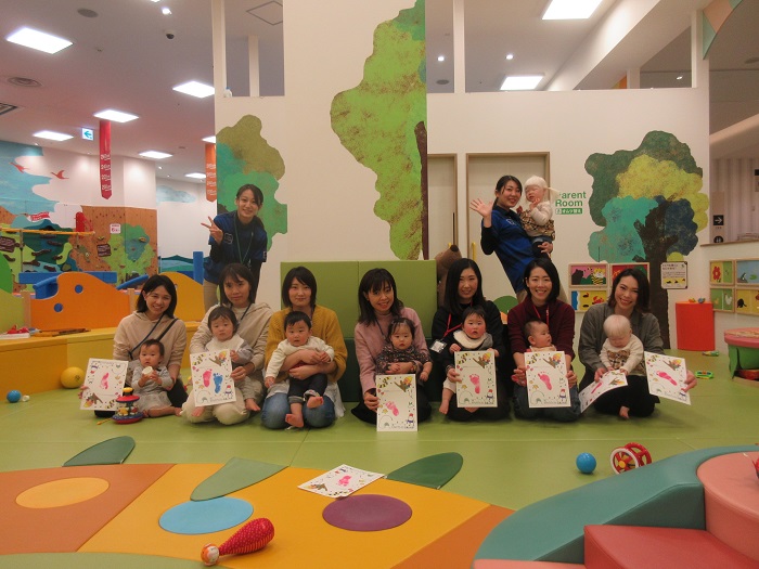 赤ちゃんイベント♪足形であそぼう