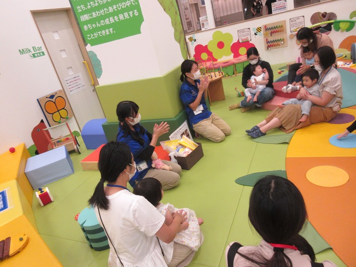 赤ちゃんイベント♪足形であそぼう