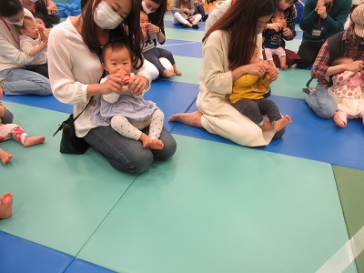 赤ちゃんイベント♪ハイハイレース