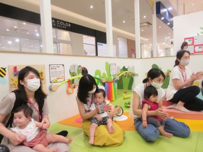 赤ちゃんイベント♪ハイハイレース