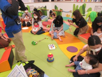 赤ちゃんイベント♪ハイハイレース