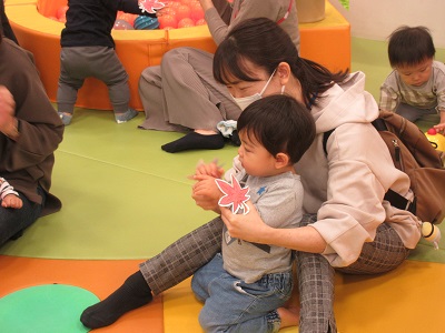 赤ちゃんイベント♪　カレンダーをつくろう