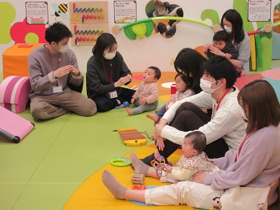 赤ちゃんイベント♪　カレンダーをつくろう