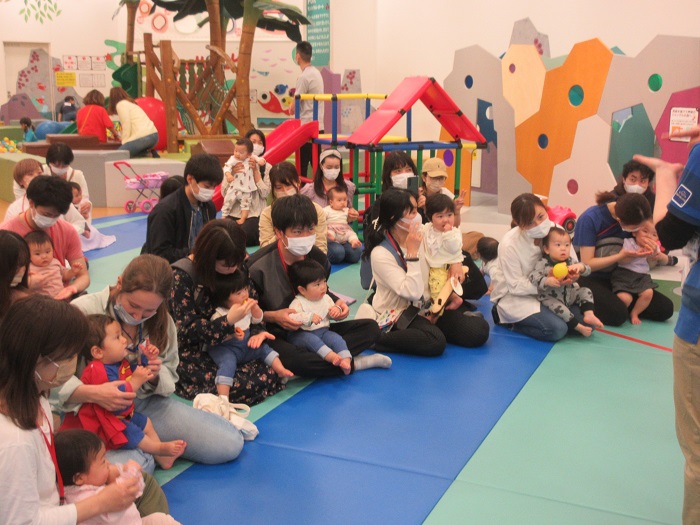 赤ちゃんイベント♪ お花見ハイハイレース🌸