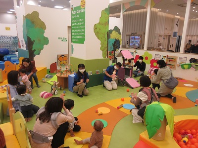 赤ちゃんイベント♪　足形であそぼう　