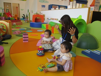 ベビーイベント　♪おはなし会