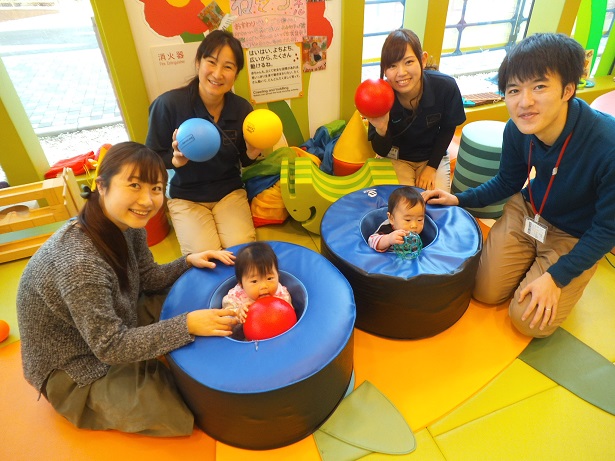 赤ちゃんの日『からだあそび』