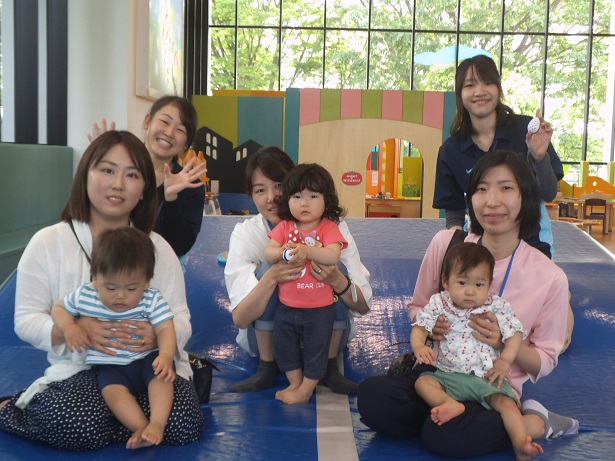 赤ちゃんの日『ハイハイレース』