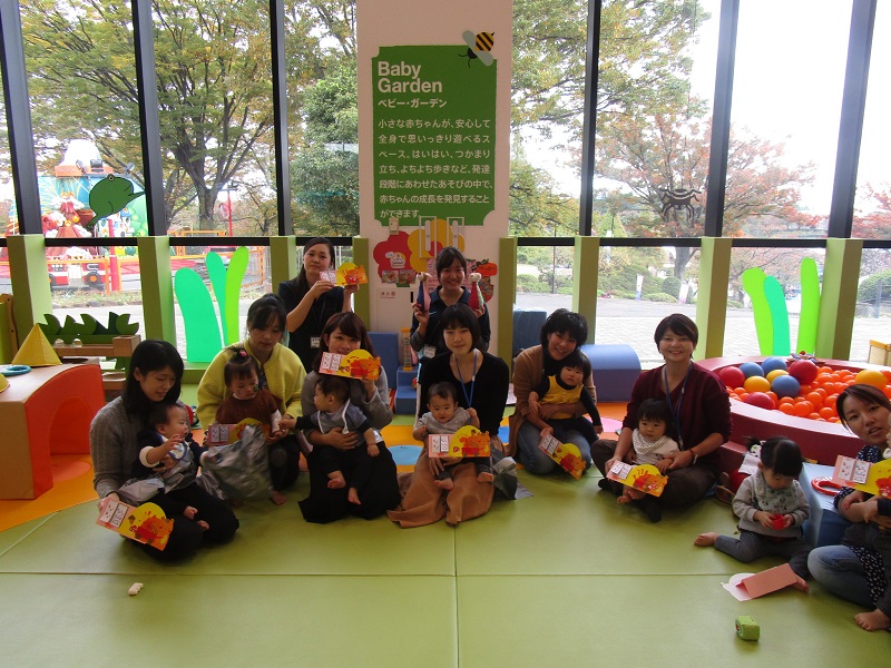 赤ちゃんイベント「カレンダーづくり」
