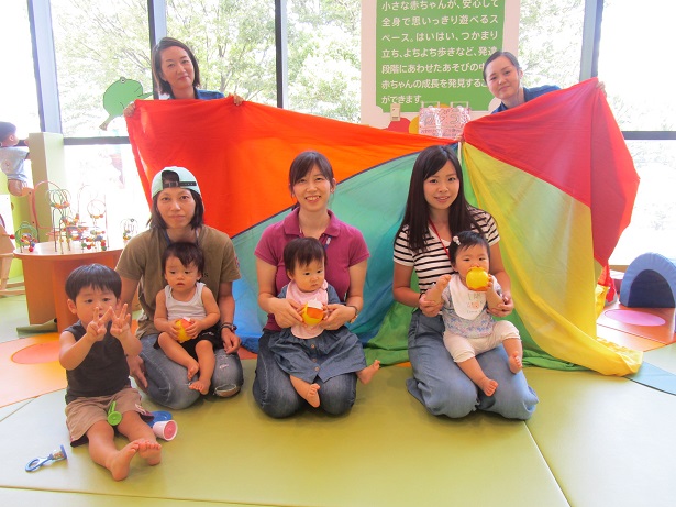 赤ちゃんイベント『パラバルーンであそぼう！』
